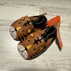Baby Tiger Shoe Slippers Size 5 NEW